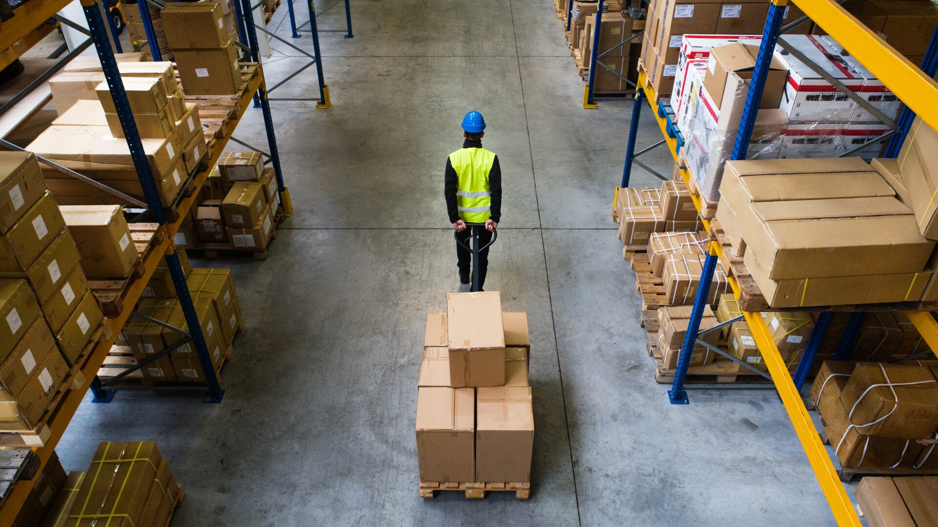 Commercial warehouse logistics